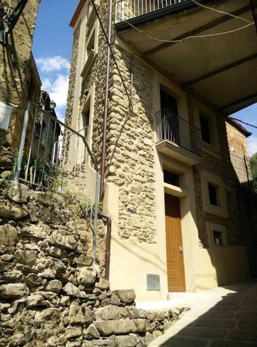 Willa Casa Torre Con Terrazza Panoramica Futani Zewnętrze zdjęcie