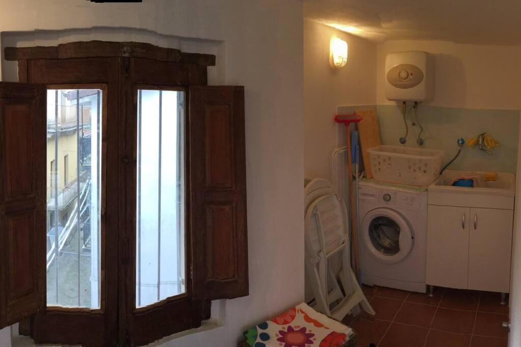 Willa Casa Torre Con Terrazza Panoramica Futani Zewnętrze zdjęcie